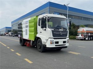 国六东风天锦扫路车（12立方）
