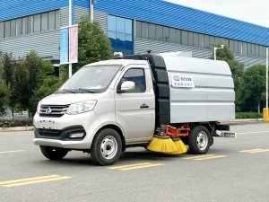 国六长安扫路车（2立方）
