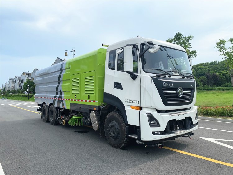 国六东风天龙后双桥洗扫车
